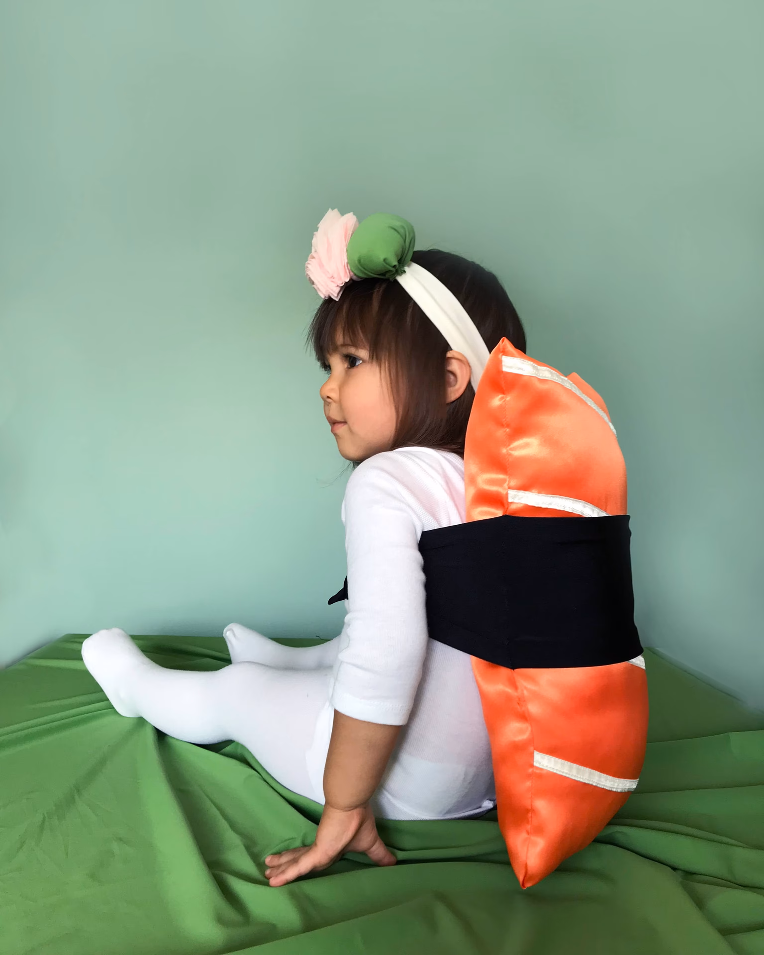 What is a good gift for a baby girl?