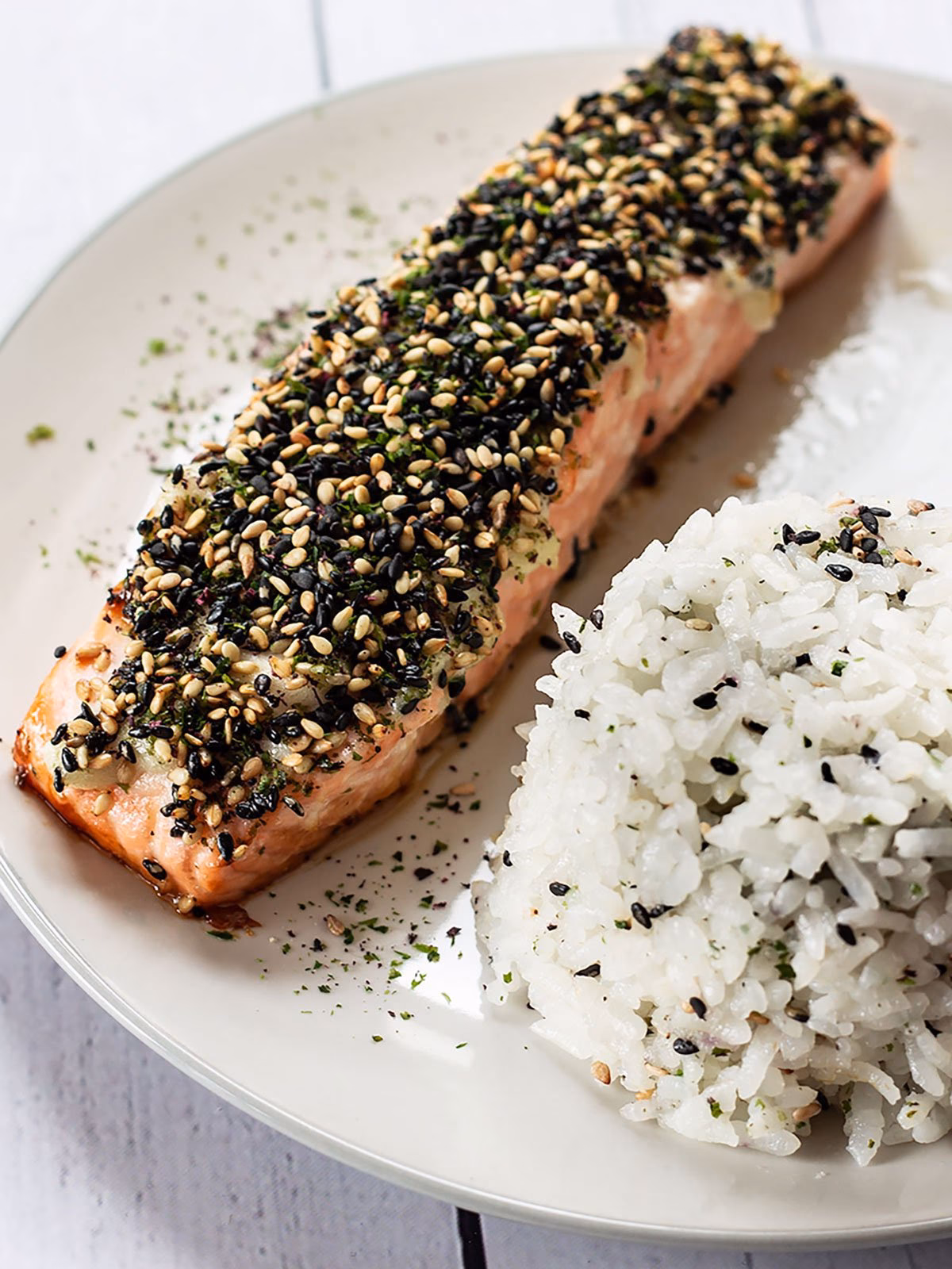 How do you cook salmon in the oven?