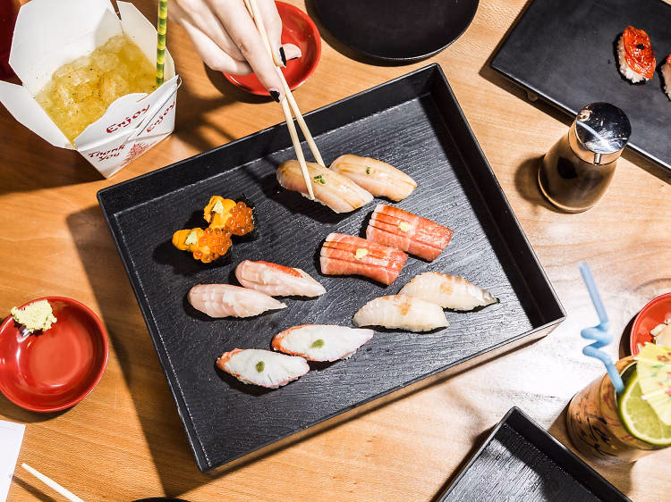 Where to eat nigiri in Chicago?
