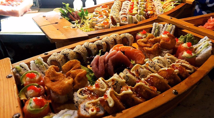 Is blue waters a good place to eat sushi?