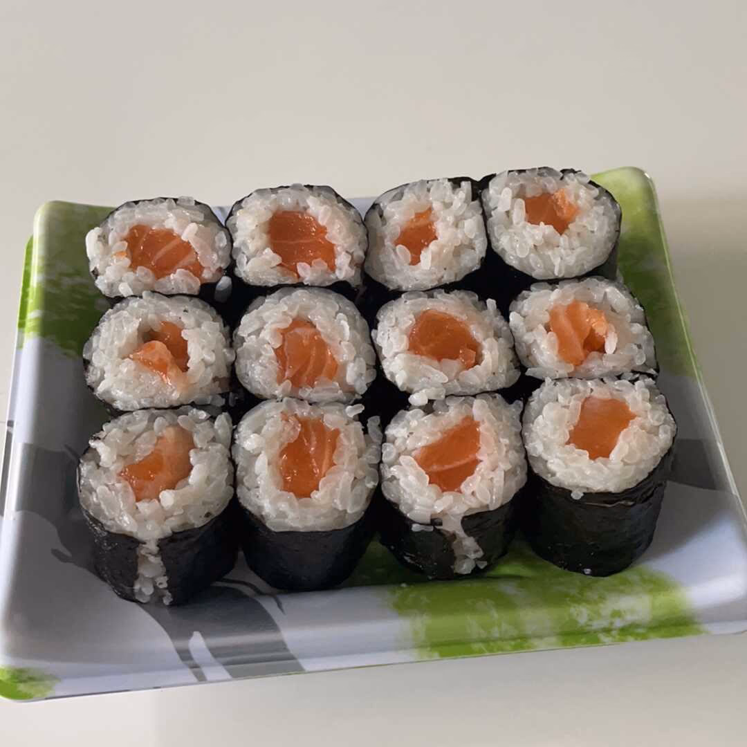 ¿Qué es el salmón en sushi?