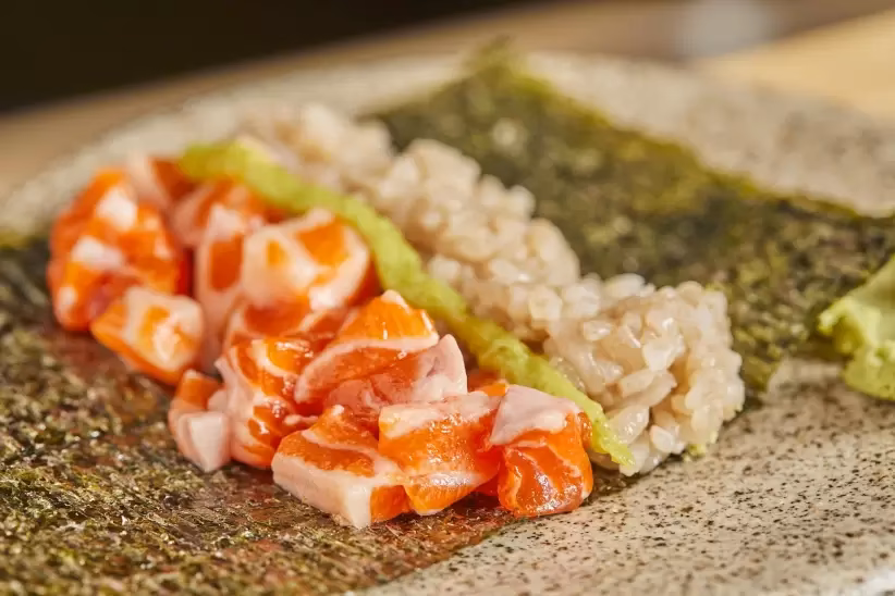 ¿Quién es el autor de “sashimi de rodaballo en su carcasa con salsa ponzu”?