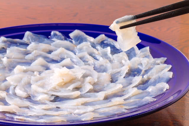 What to serve with fugu sashimi?