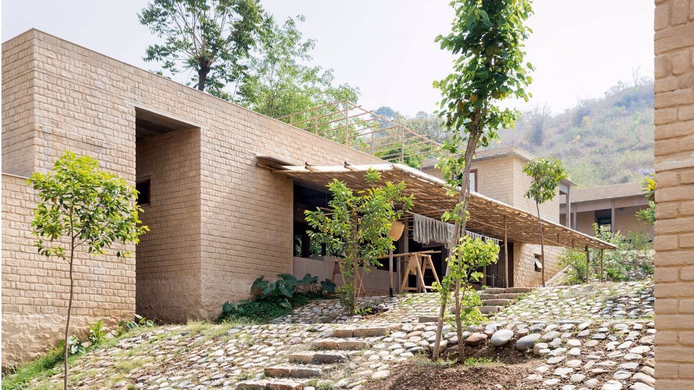 Where is Ganga Maki textile studio located?