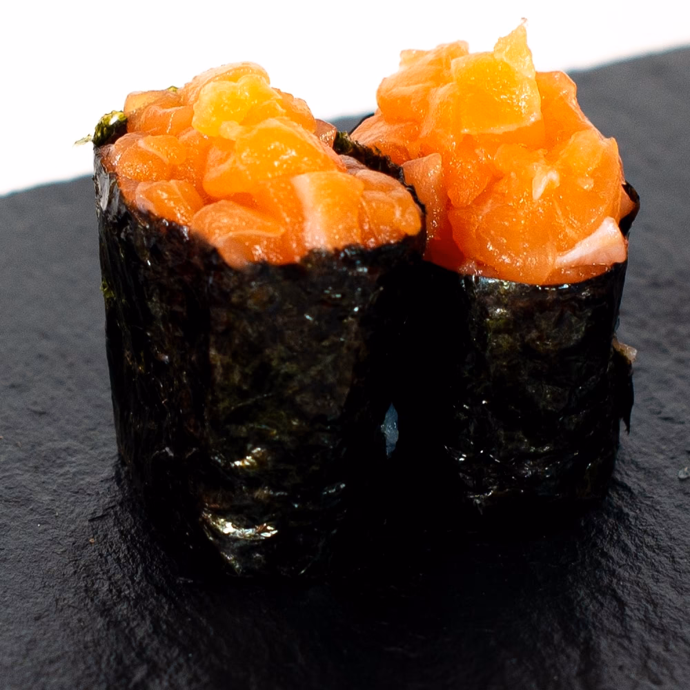 ¿Qué ingredientes se necesitan para la receta de Ikura Gunkan?