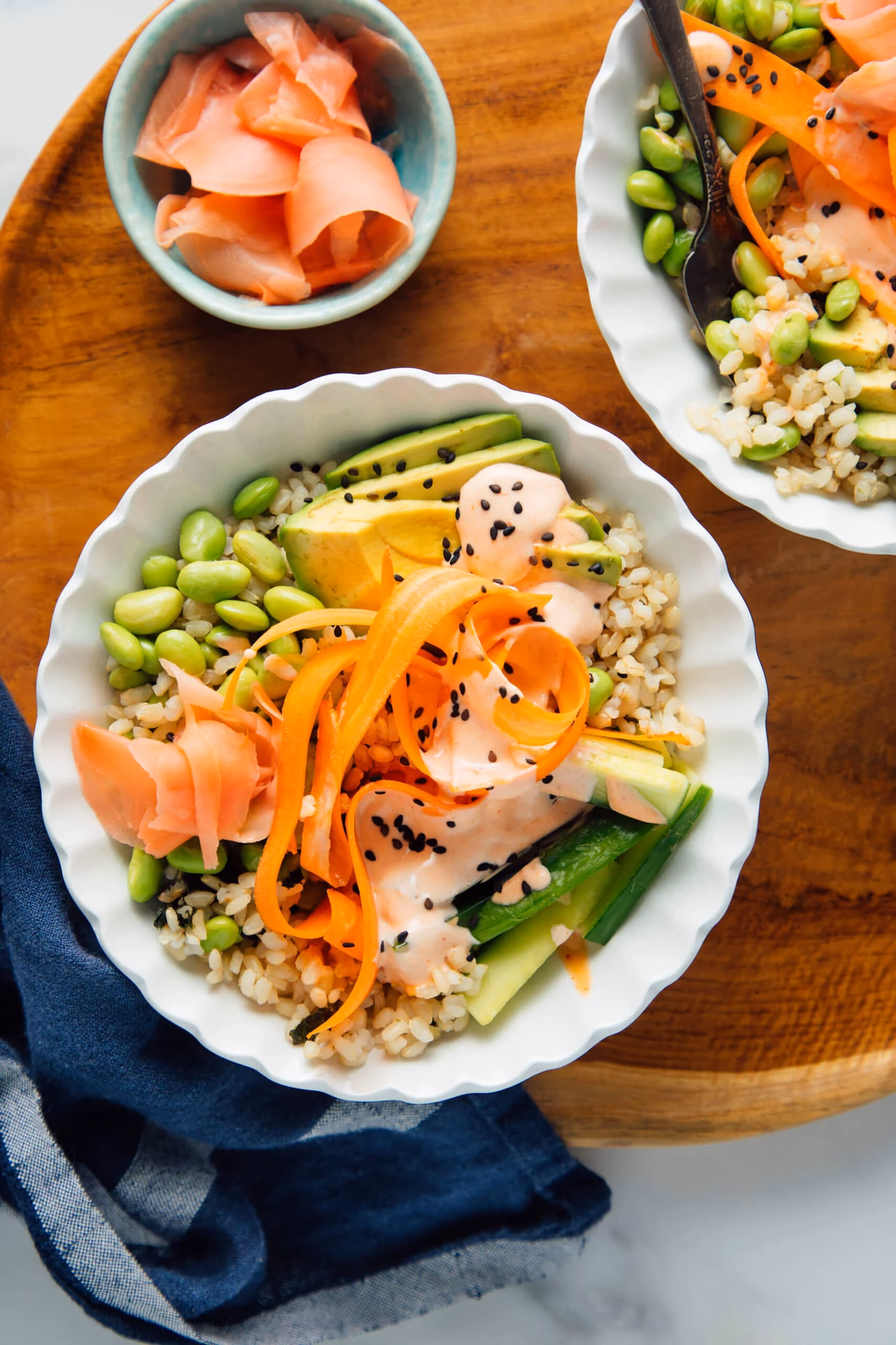 How do I make my own sushi bowls?