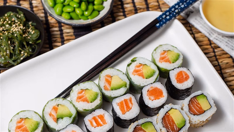 Do you need a sheet mat to make Maki sushi?