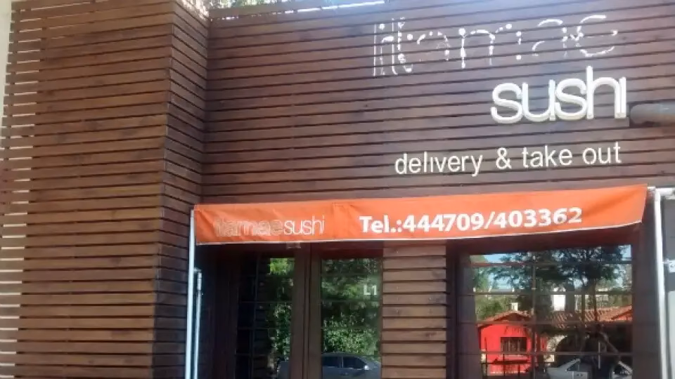 ¿Cómo contactar con Club la Nación?