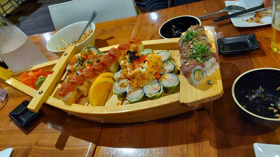 What to eat at a sushi restaurant?