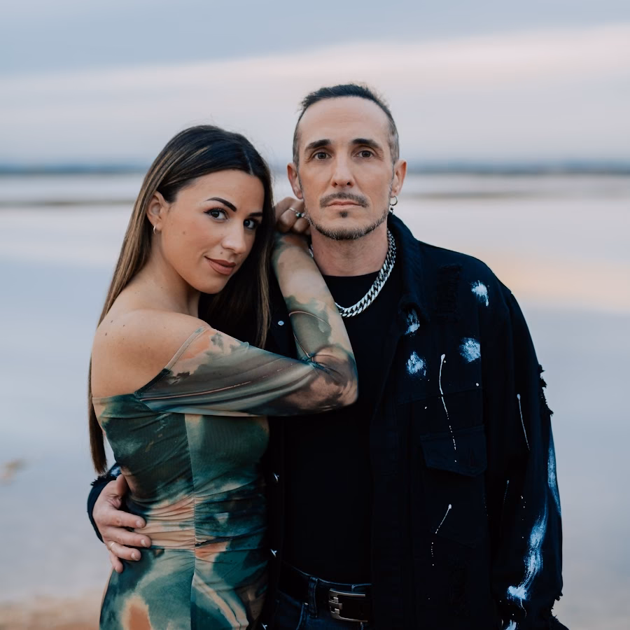 ¿Cómo se refleja la sinergia entre María Artés, Maki y Miki Martz?