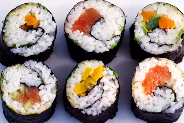 Does Mikado Japanese cuisine - Southside offer delivery?