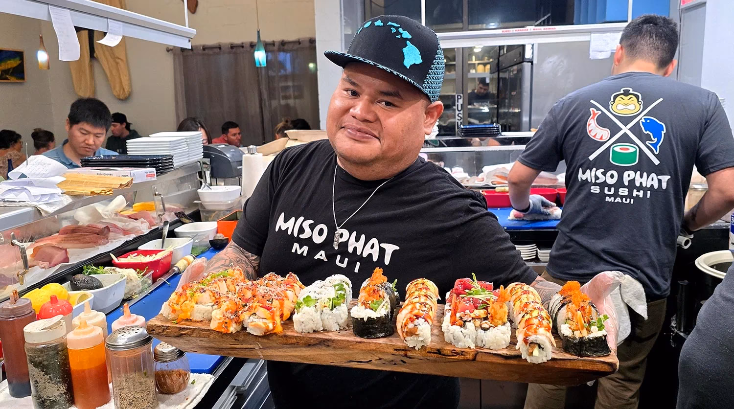 Does miso Phat sushi Lahaina accept online orders?