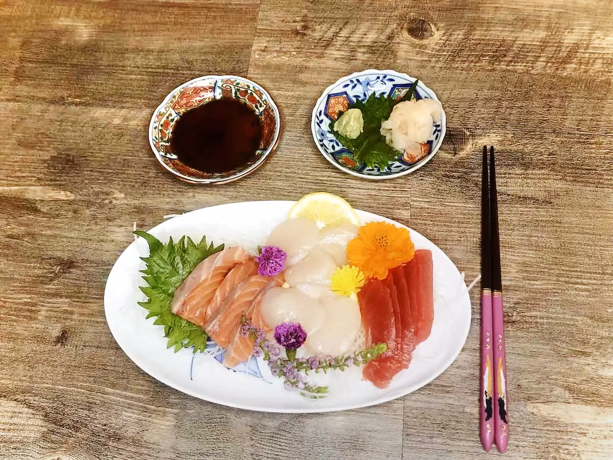 Is mixed sashimi healthy?