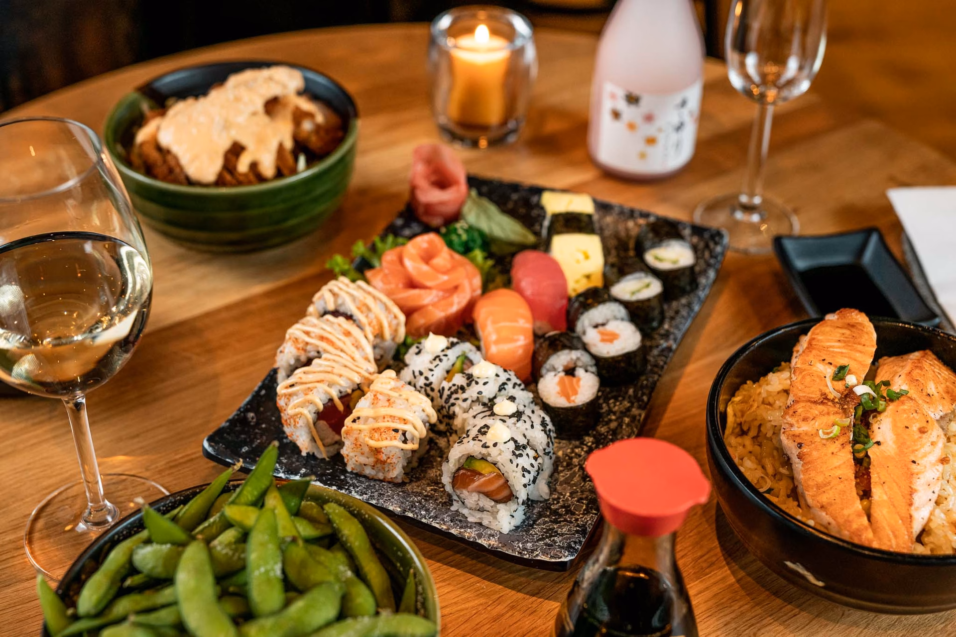 Wat is de prijs van OHMU sushi?