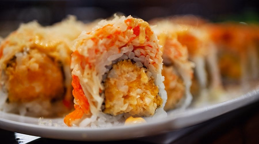 Does Saika sushi serve sushi?