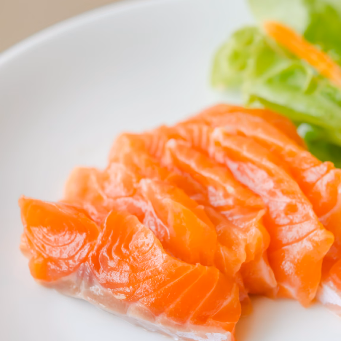 What is the meaning of sashimi in Japanese?