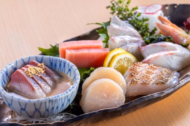 What is sashimi bar kashigashira?