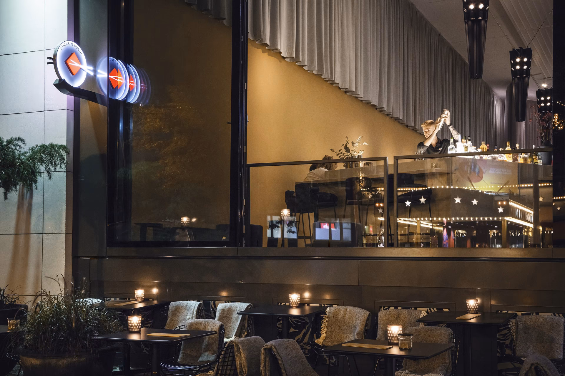 Wie kann man sich bei Sticks'n'Sushi beschweren?