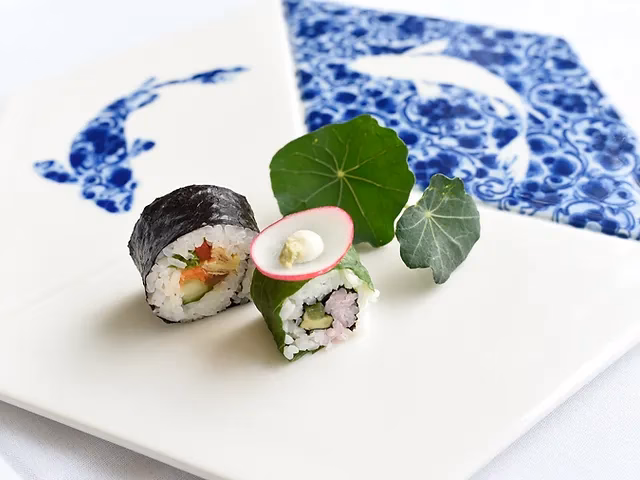 Where can I learn to make sushi in the UK?