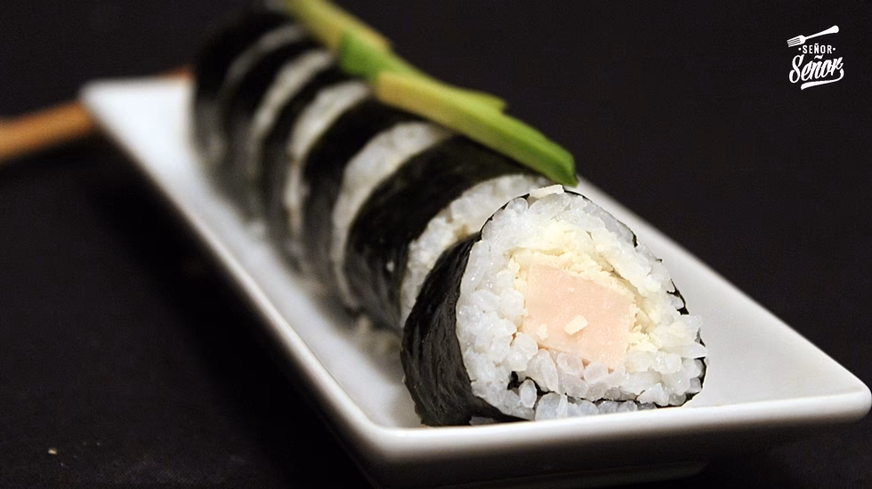 ¿Qué es el sándwich de jamón y queso con mostaza?