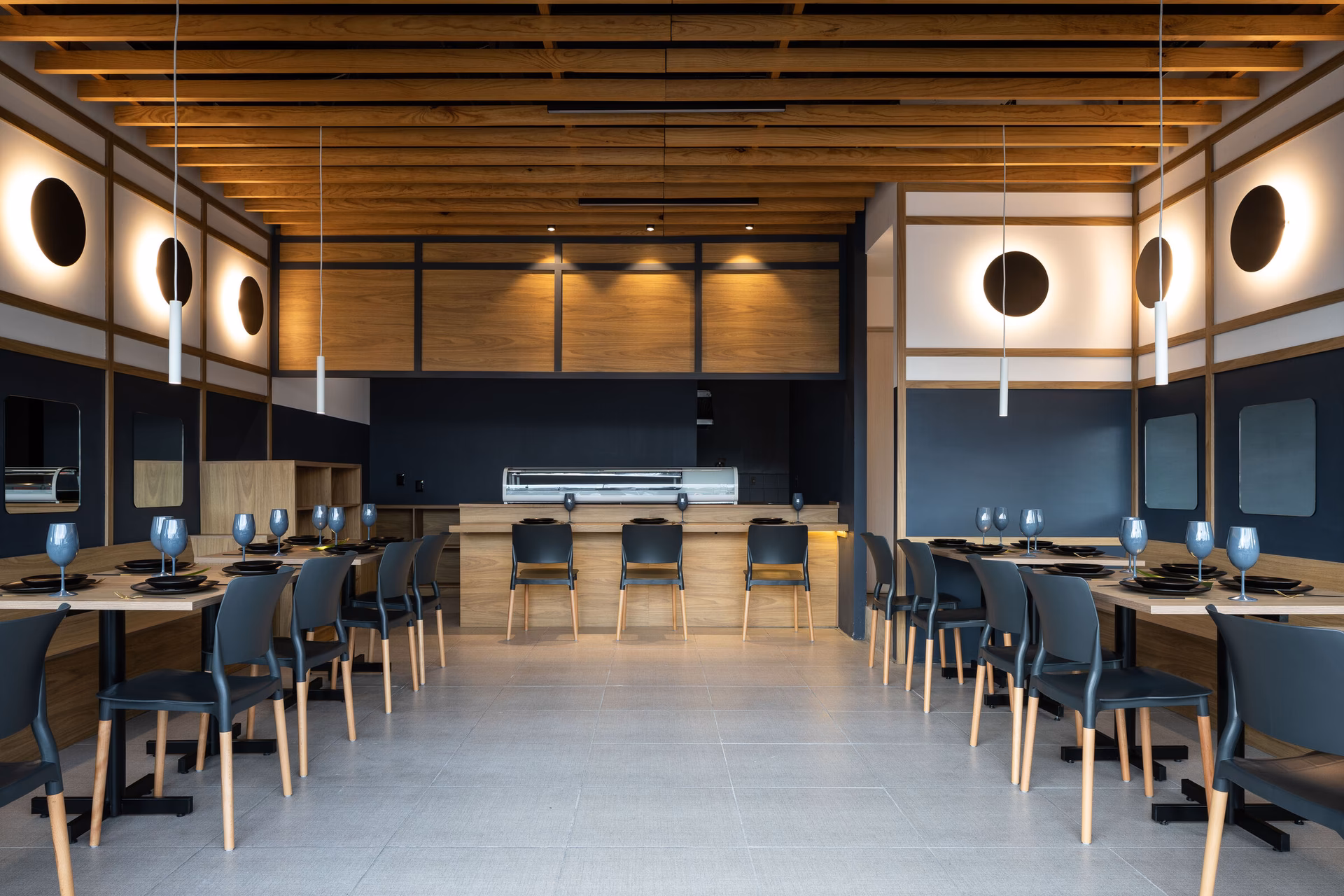 Why is Japanese restaurant interior design important?