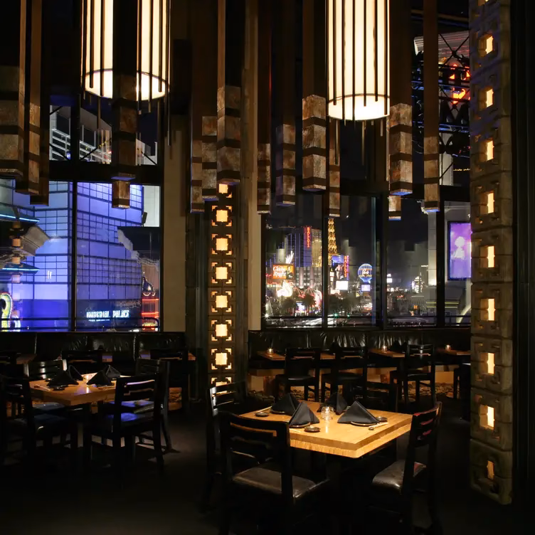 Where is Sushi Roku located in Las Vegas?