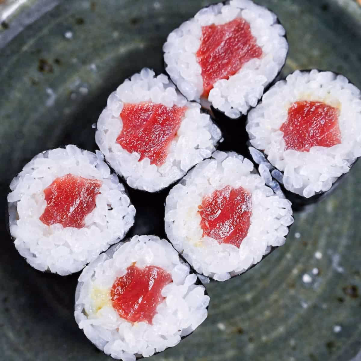 Does Tekka Maki use tuna?