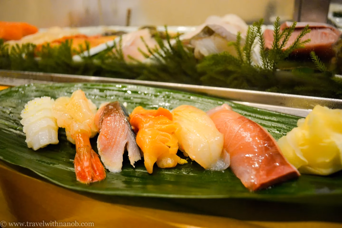 Is Tsukiji a good place to eat & drink?